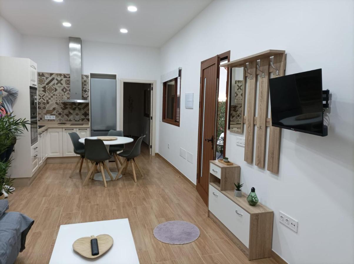 Independent House In Rural Setting Apartment ลาโอโรตาวา ภายนอก รูปภาพ